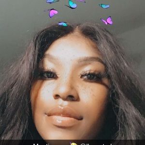 Meet your Posher, La’derricka